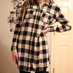 Black and white plaid tunic shirt dress